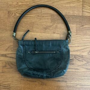 SAK strapped shoulder bag- black-leather